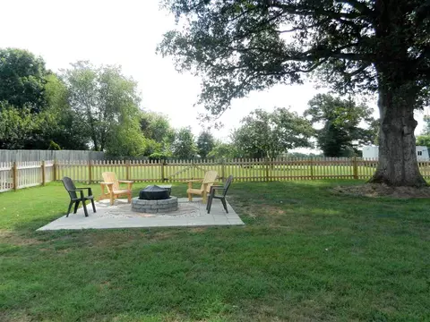 952 Black Angus Dr, Garner, NC 27529 photo 2