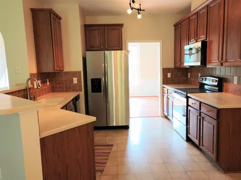 18 Sydenham Rd, Durham, NC 27713 photo 3