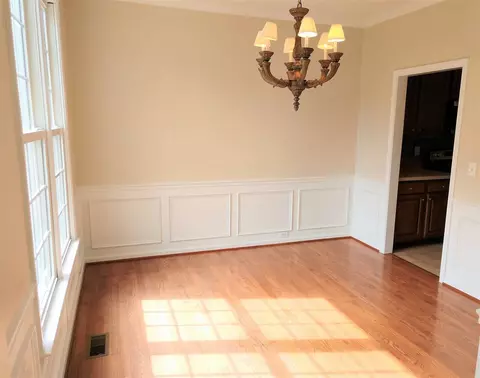 18 Sydenham Rd, Durham, NC 27713 photo 5