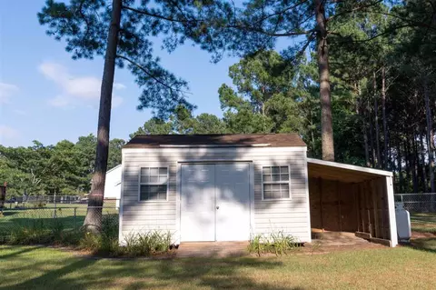 119 Phyllis Dr, Benson, NC 27504 photo 9