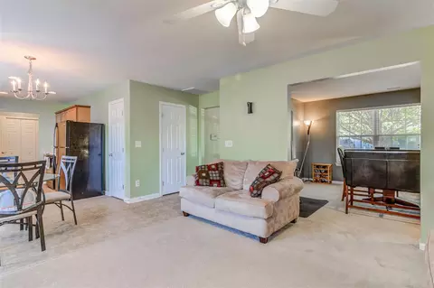 336 Weeping Willow Dr, Durham, NC 27704 photo 9