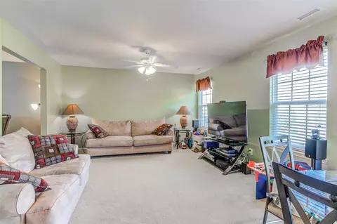 336 Weeping Willow Dr, Durham, NC 27704 photo 6
