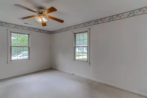 28 Pinecrest St, Smithfield, NC 27577 photo 16