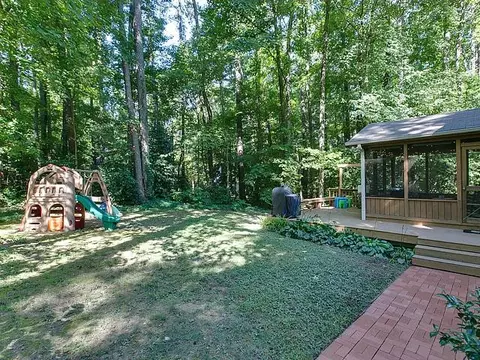 10 Briarfield Ct, Durham, NC 27713 photo 18