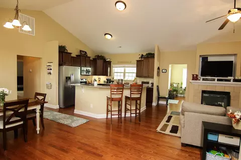 723 Adams Point Dr, Garner, NC 27529 photo 6