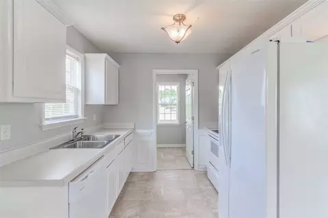 11 Parrish Farm Ln, Benson, NC 27504 photo 7