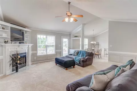 11 Parrish Farm Ln, Benson, NC 27504 photo 5