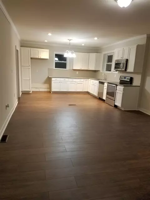 607 Mclean St, Spring Hope, NC 27882 photo 3