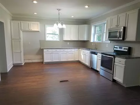 607 Mclean St, Spring Hope, NC 27882 photo 2
