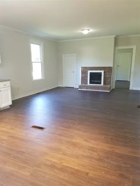 607 Mclean St, Spring Hope, NC 27882 photo 4