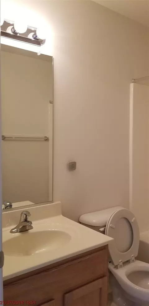 8 Red Sunset Ln, Durham, NC 27703 photo 4