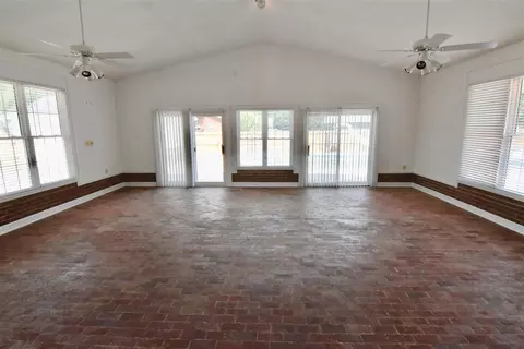 100 Marion Dr, Erwin, NC 28339 photo 9