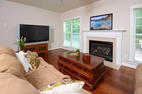 902 Black Boulder Trl, Durham, NC 27712 photo 8