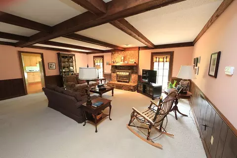 703 Hillandale Ln, Garner, NC 27529 photo 2