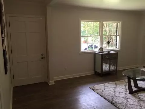 1336 Clinton Rd, Durham, NC 27703 photo 3