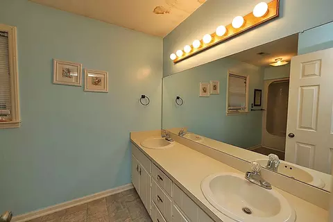 5412 Centennial Dr, Durham, NC 27712 photo 8