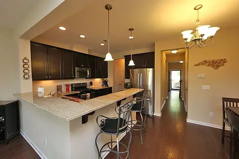 719 Sidepark St, Durham, NC 27703 photo 3