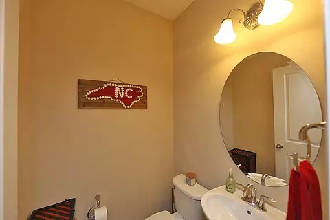 719 Sidepark St, Durham, NC 27703 photo 6