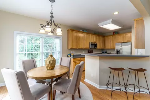 210 Wentbridge Rd, Cary, NC 27519 photo 3