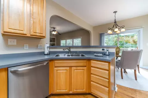 210 Wentbridge Rd, Cary, NC 27519 photo 6