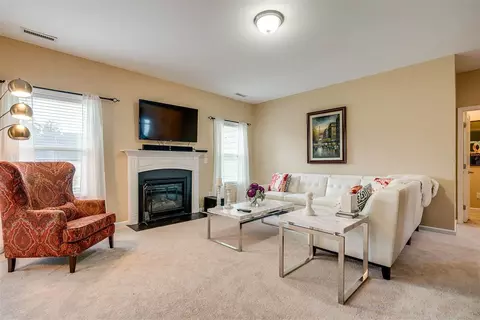 124 Windrush Ln, Durham, NC 27703 photo 9