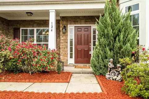 124 Windrush Ln, Durham, NC 27703 photo 2