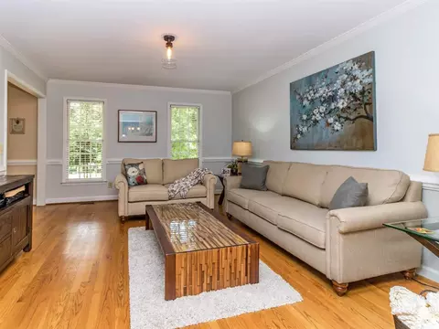 5512 Pine Leaf Ct, Raleigh, NC 27606 photo 3