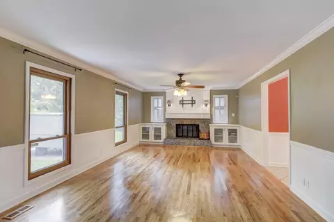 3813 Zenith Pl, Durham, NC 27705 photo 2