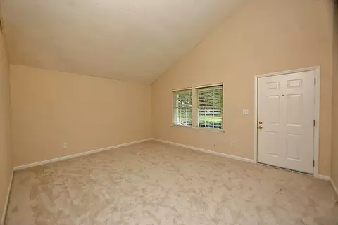 16 Griffith Pl, Durham, NC 27703 photo 2