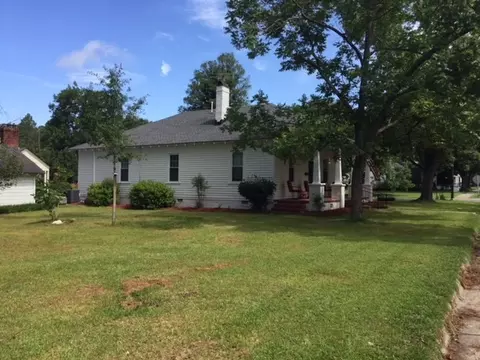 702 S Second St, Smithfield, NC 27577 photo 4