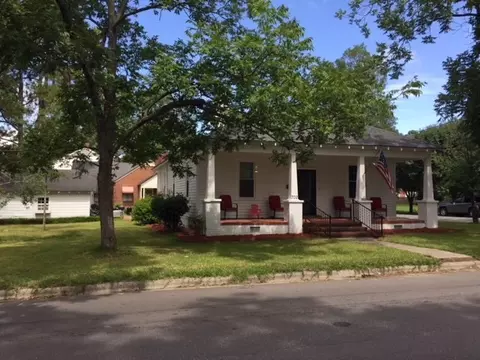 702 S Second St, Smithfield, NC 27577 photo 2