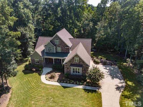 925 Edgewater Dr, Garner, NC 27529 photo 1