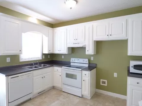 116 Sycamore Ct, Benson, NC 27504 photo 6
