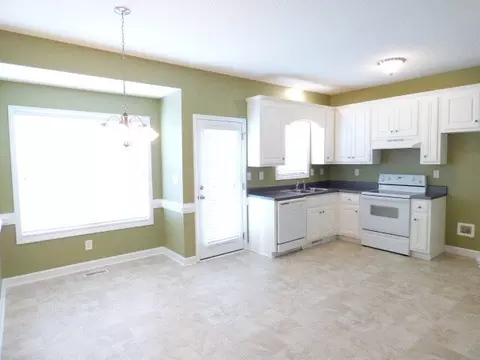 116 Sycamore Ct, Benson, NC 27504 photo 8