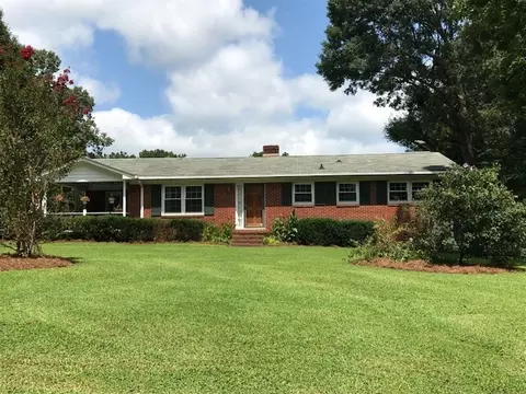 111 Crestview Dr, Durham, NC 27712 photo 1