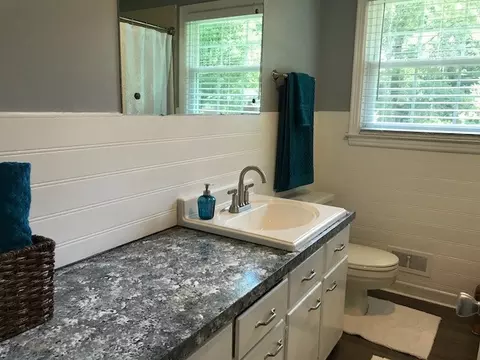 111 Crestview Dr, Durham, NC 27712 photo 12