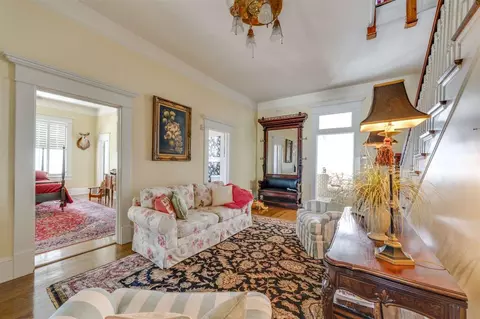 211 E Nash St, Spring Hope, NC 27882 photo 8
