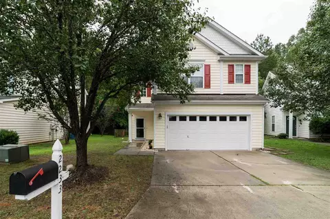 2233 Gablefield Ln, Durham, NC 27713 photo 2