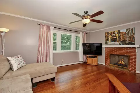 411 E Cornwall Rd, Cary, NC 27511 photo 4