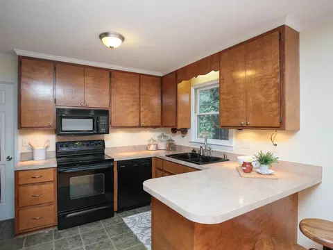 63 Newton Dr, Durham, NC 27707 photo 9