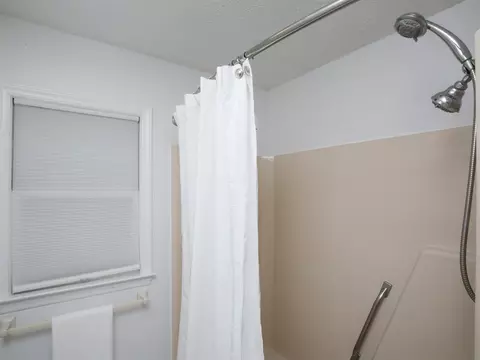 63 Newton Dr, Durham, NC 27707 photo 16