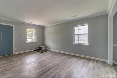 2 Savi Ct, Durham, NC 27713 photo 5