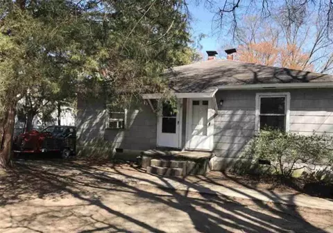 306 Raynor St, Durham, NC 27703 photo 2