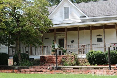 802 Banner Elk Rd Benson Nc 25 Photos Mls 2209207 Movoto