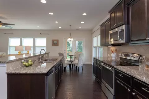819 Poplar St, Durham, NC 27703 photo 7