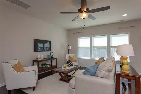 819 Poplar St, Durham, NC 27703 photo 12