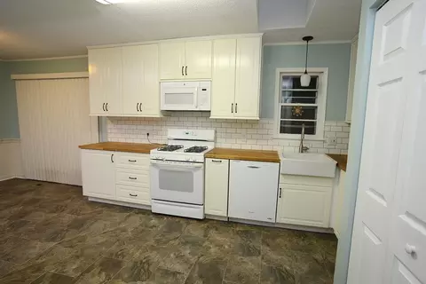 106 Chatham Ct, Garner, NC 27529 photo 5