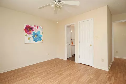 4103 Sudbury Rd, Durham, NC 27704 photo 8
