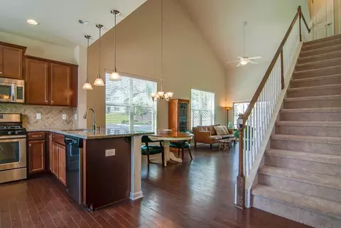 3 Bitterroot Dr, Durham, NC 27705 photo 3