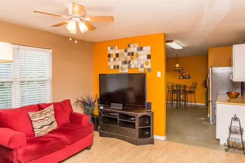831 Gerard St, Durham, NC 27701 photo 3